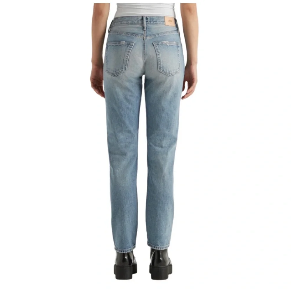 NWT Edwin CAI Classic Straight Jeans in Blue Shield Size 25